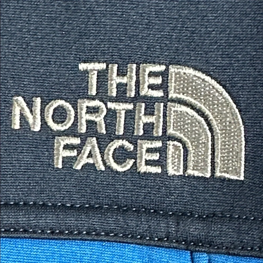 The North Face Men's fleece line wind wall soft shell Jacket in Blue Black M